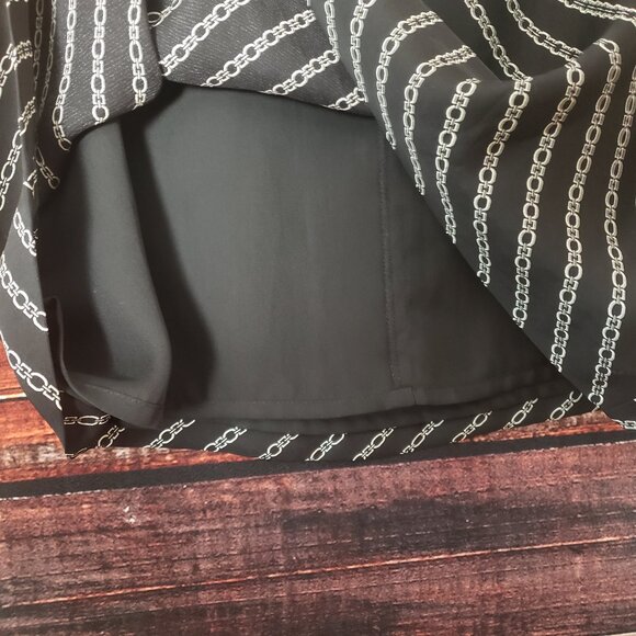 Talbots Silk Skirt Petites 14 P Lined Black White Chain Print - Picture 3 of 7